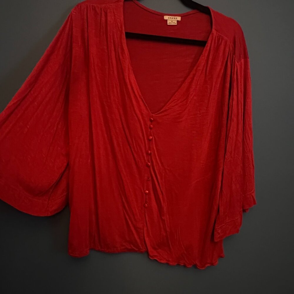 Butterfly sleeve top